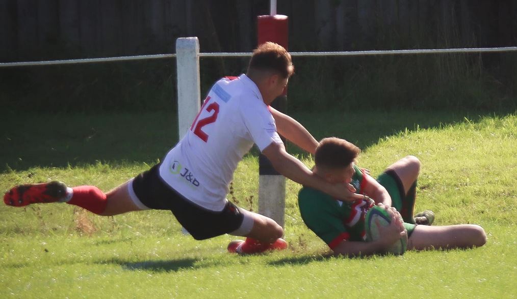 Max Tennant Try Rovers