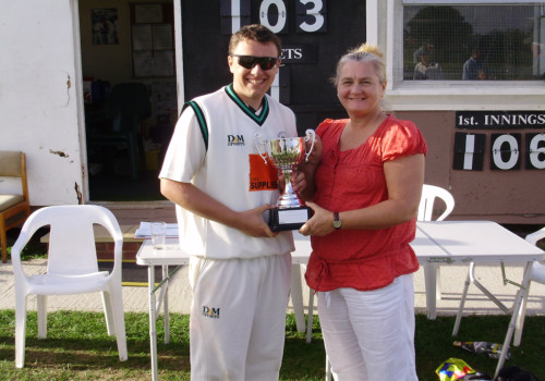 Meado receives Trophy