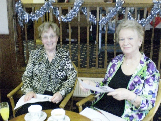 Ladies'Xmas Party 2013 14