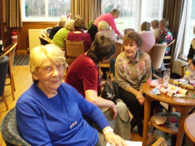 Ladies'Xmas Party 2013 20