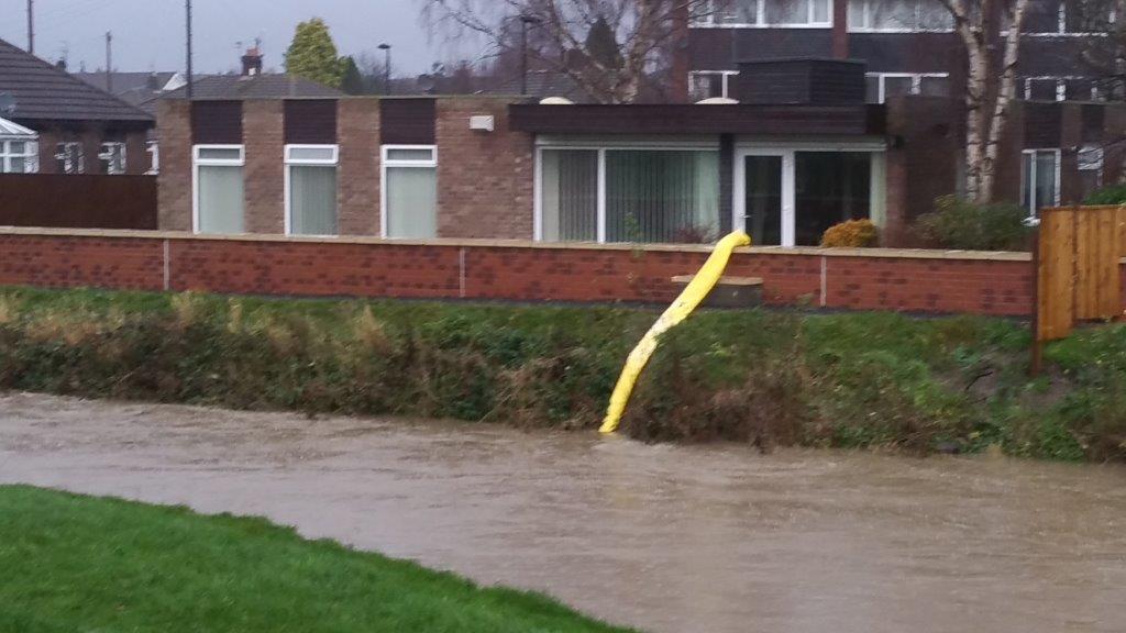 5th Jan 2016 - Pumping water from Brunton Park